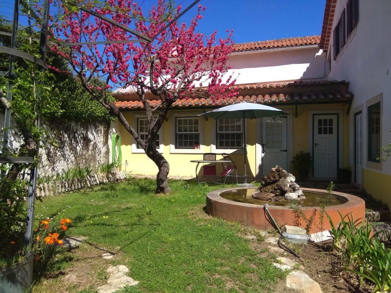 Gasthaus Casa Dos Arrabidos Torres Novas Exterior foto