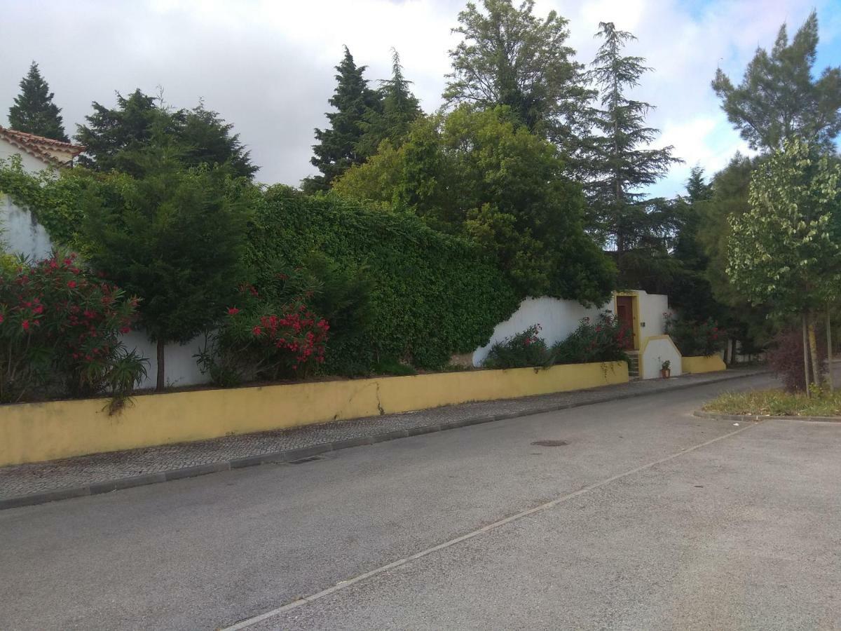 Gasthaus Casa Dos Arrabidos Torres Novas Exterior foto